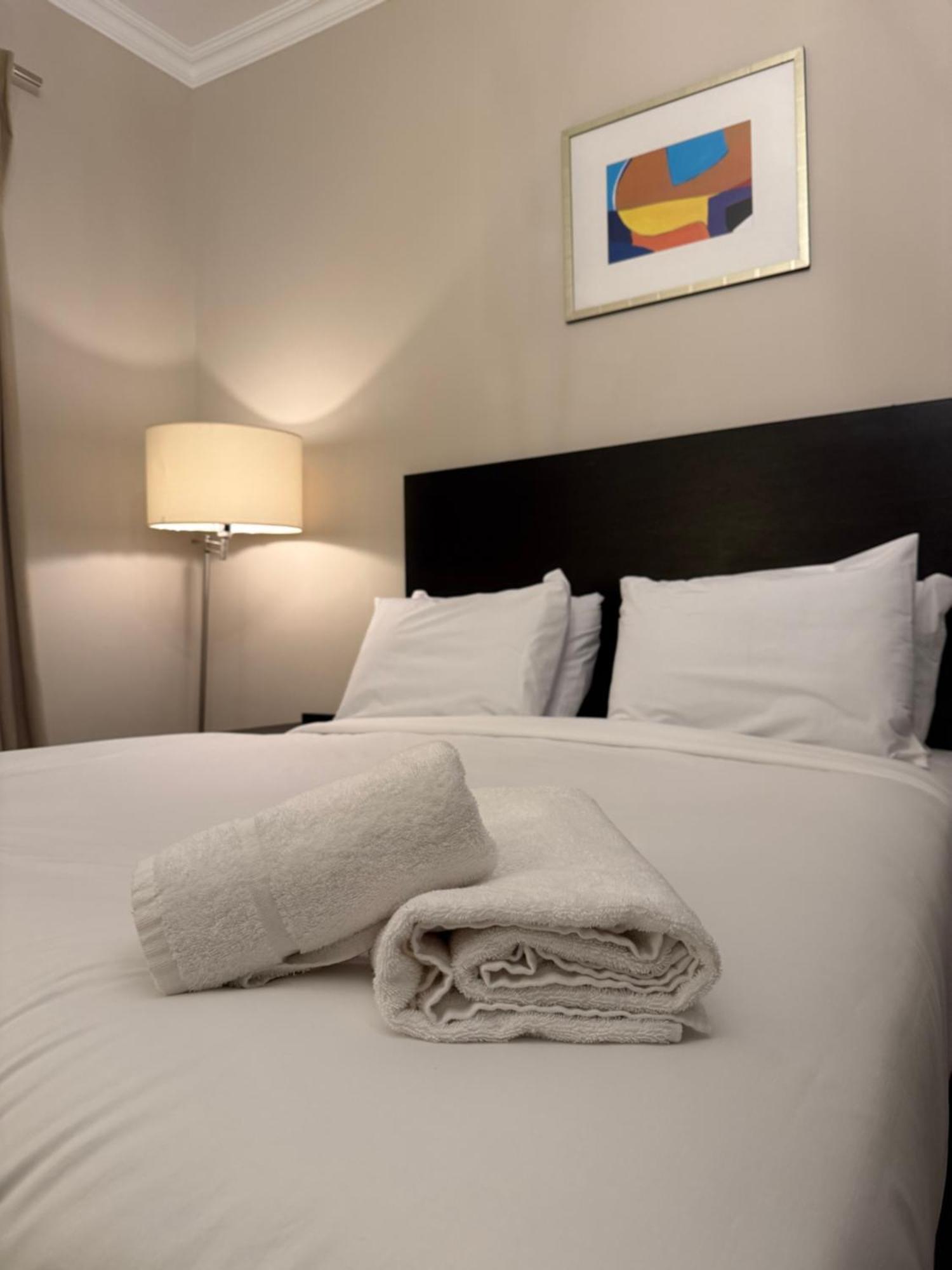 Green Ariana Hotel - Near Wembley And Central Лондон Екстер'єр фото