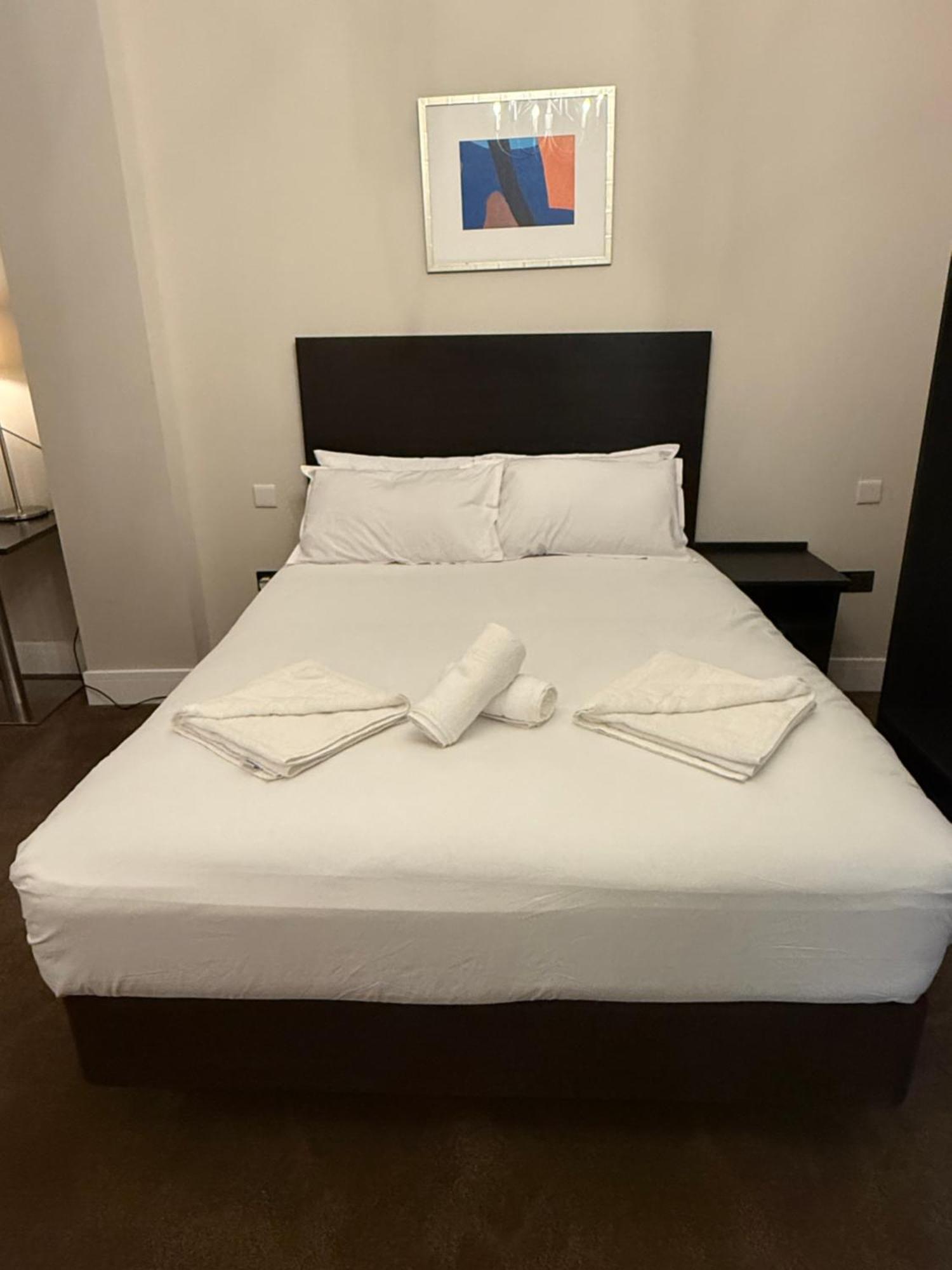 Green Ariana Hotel - Near Wembley And Central Лондон Екстер'єр фото