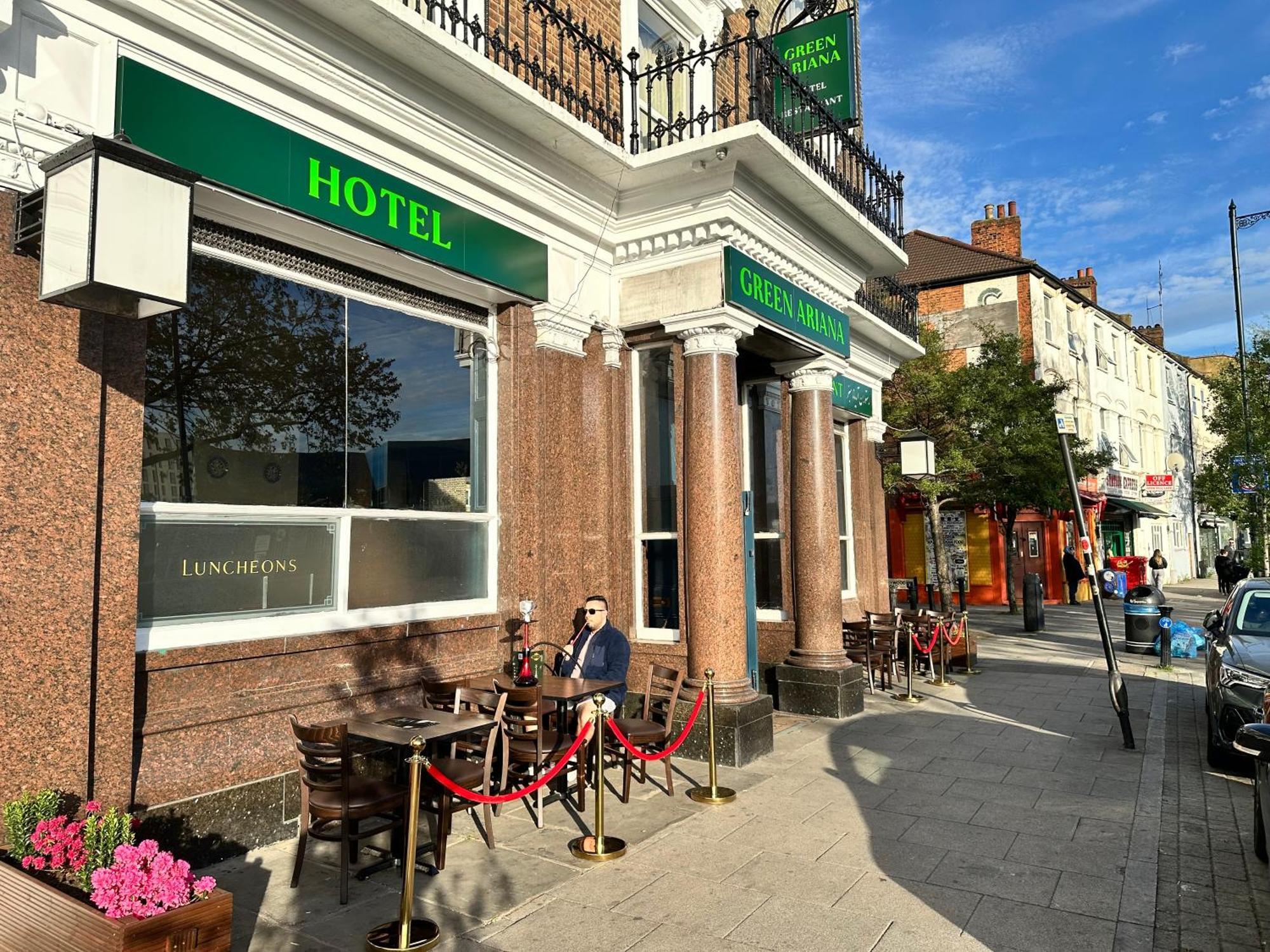 Green Ariana Hotel - Near Wembley And Central Лондон Екстер'єр фото